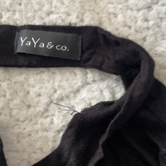 Keyhole V-Neck Cut Out Shirt with Front Tie in Black - Women’s M - Picture 3 of 3